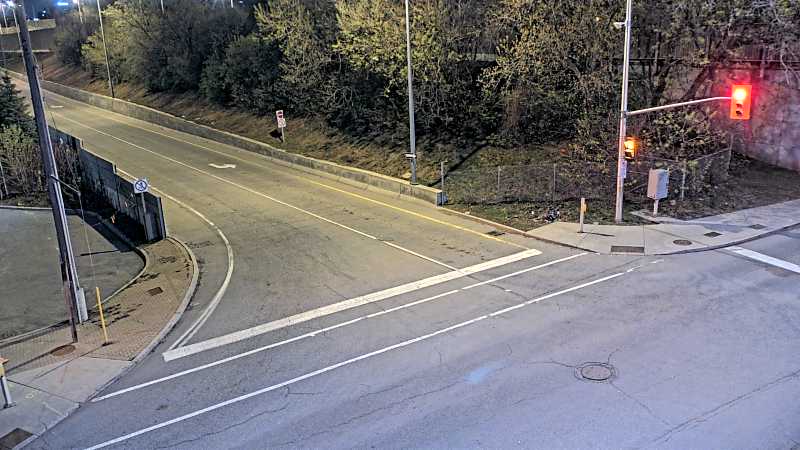 Traffic camera image at 2025-05-09 06:45:20