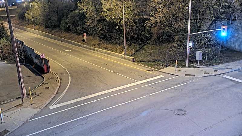 Traffic camera image at 2025-05-09 06:50:34