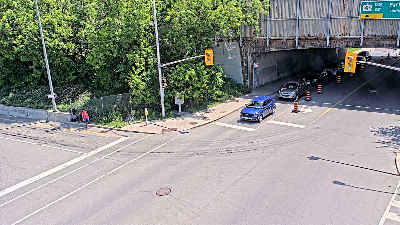Traffic camera image at 2025-06-30 17:15:42