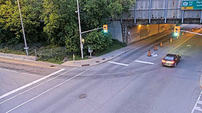 Traffic camera image at 2025-07-01 01:10:40