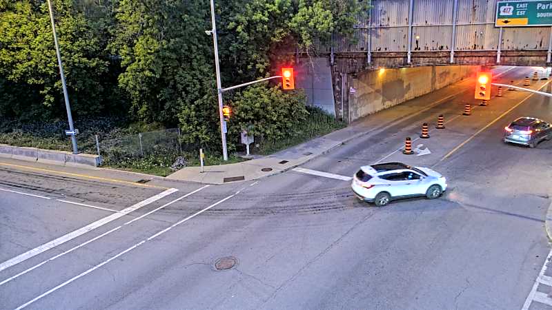 Traffic camera image at 2025-07-01 01:20:25