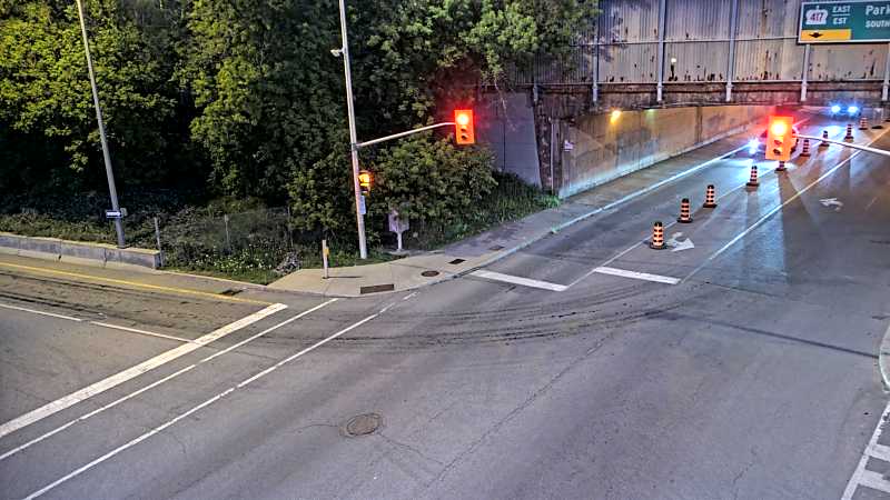 Traffic camera image at 2025-07-01 01:30:34