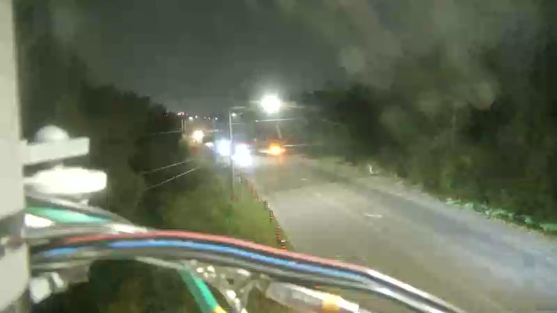 Traffic camera image at 2025-08-04 02:15:24