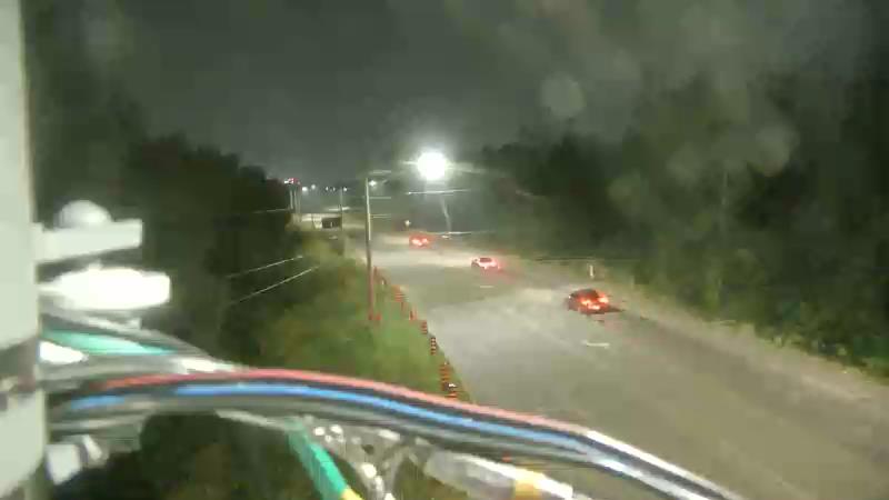 Traffic camera image at 2025-08-04 02:30:24