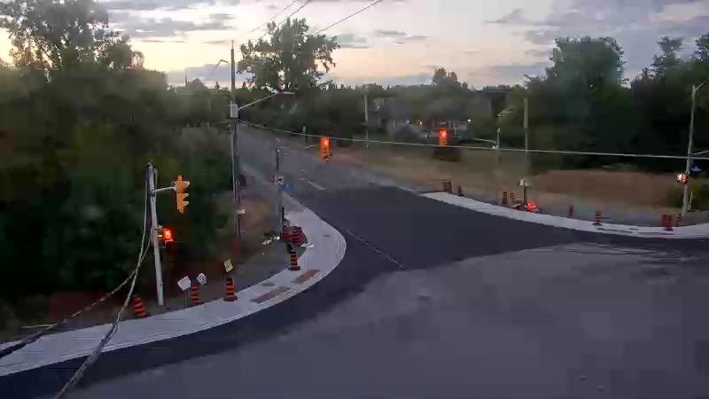 Traffic camera image at 2025-08-25 00:00:31