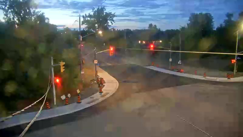 Traffic camera image at 2025-08-25 00:20:27