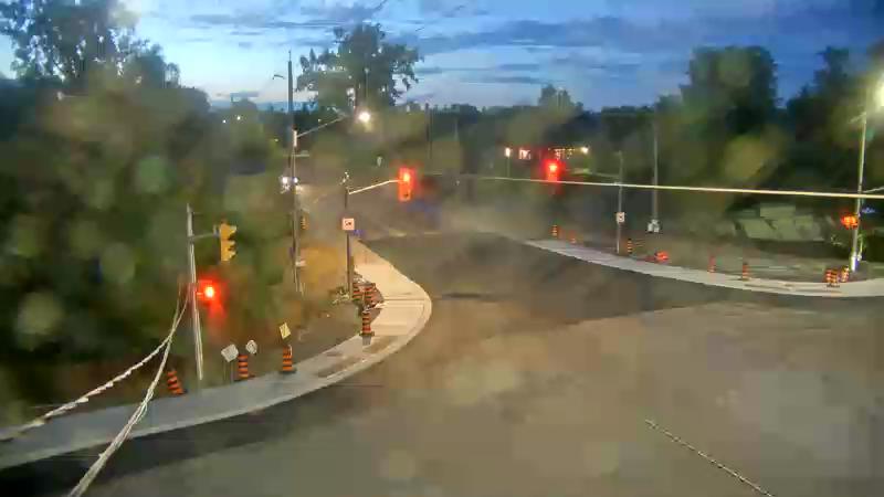Traffic camera image at 2025-08-25 00:25:35