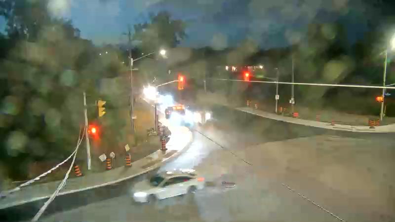 Traffic camera image at 2025-08-25 00:40:30