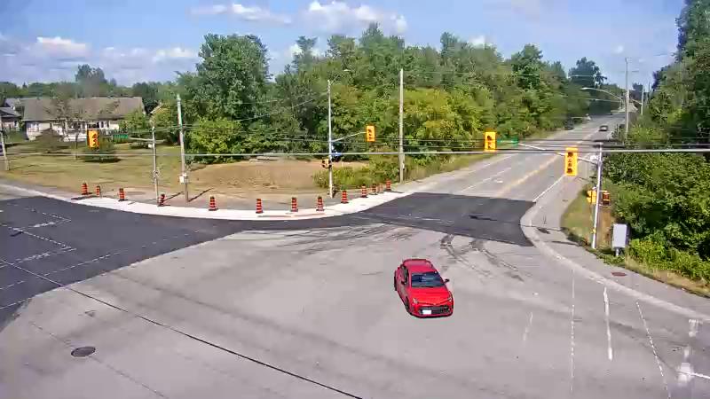 Traffic camera image at 2025-09-01 18:35:31