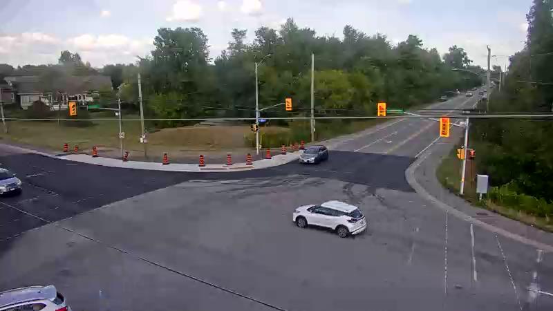 Traffic camera image at 2025-09-01 19:10:34