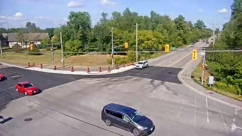 Traffic camera image at 2025-09-01 19:30:33