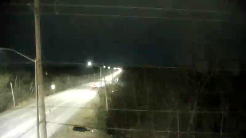 Traffic camera image at 2025-04-25 08:30:36