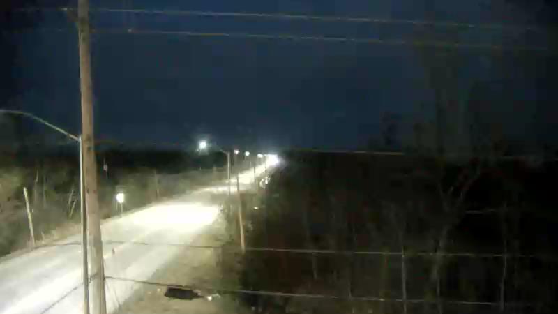 Traffic camera image at 2025-04-25 09:05:28