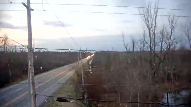 Traffic camera image at 2025-04-25 09:45:31