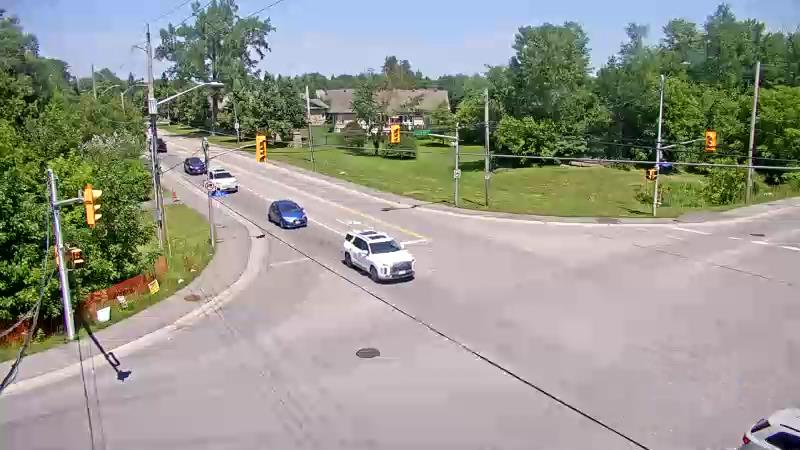 Traffic camera image at 2025-06-30 16:45:37