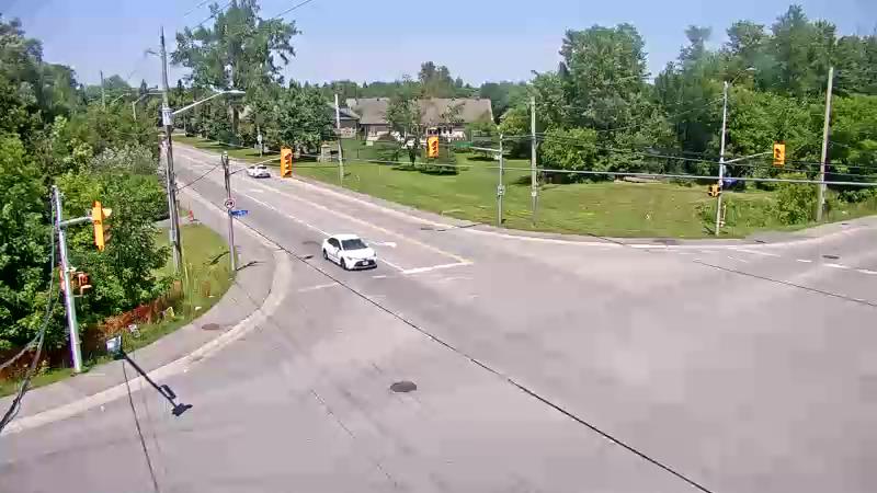 Traffic camera image at 2025-06-30 17:37:05