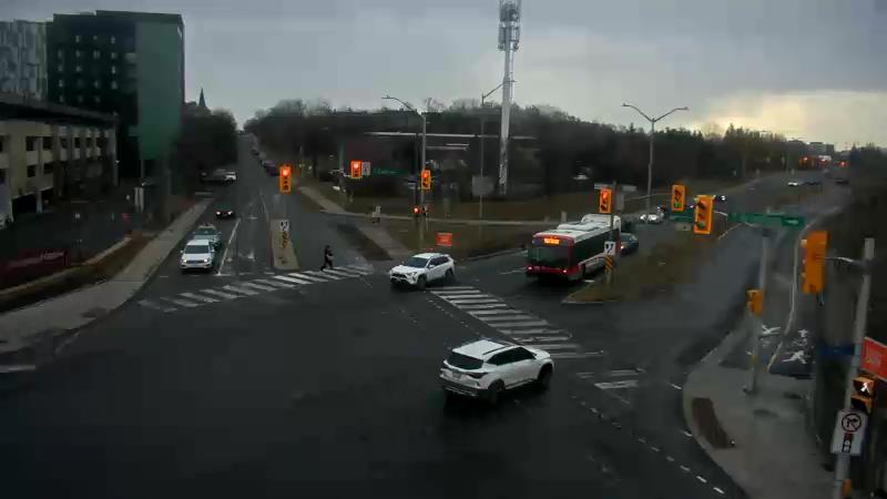 Traffic camera image at 2025-03-25 12:15:23