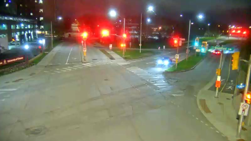 Traffic camera image at 2025-05-09 07:50:30