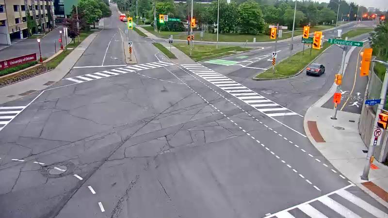 Traffic camera image at 2025-06-09 09:39:07