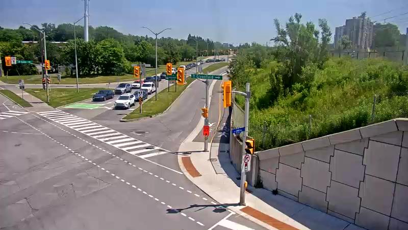 Traffic camera image at 2025-06-30 17:15:43