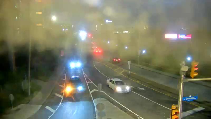 Traffic camera image at 2025-07-06 01:37:10