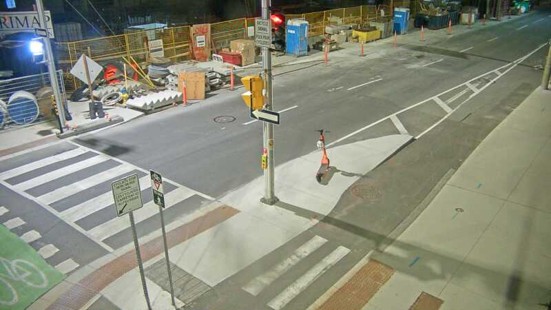 Traffic camera image at 2025-08-04 01:20:26