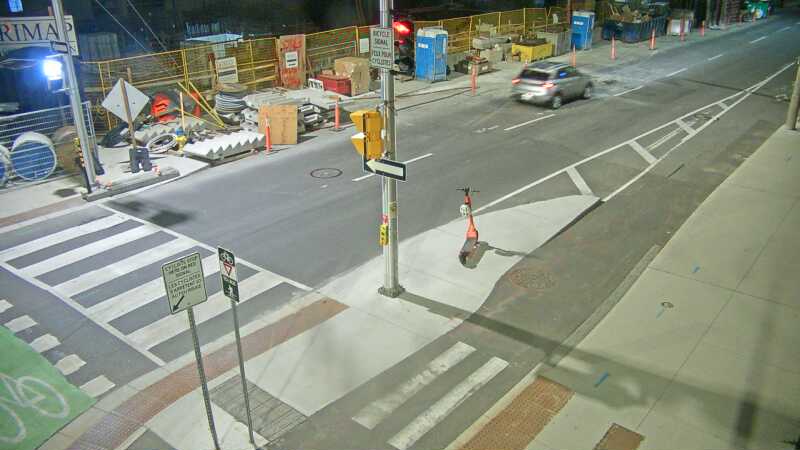 Traffic camera image at 2025-08-04 01:25:28