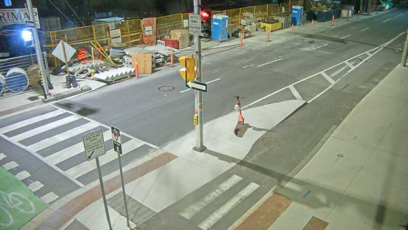 Traffic camera image at 2025-08-04 01:45:25