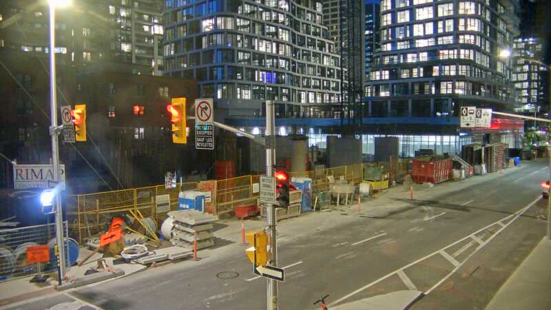 Traffic camera image at 2025-08-25 00:35:29