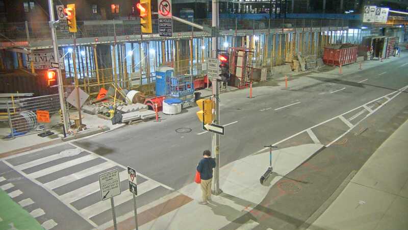 Traffic camera image at 2025-09-09 01:20:28
