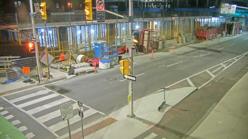 Traffic camera image at 2025-09-09 01:35:25