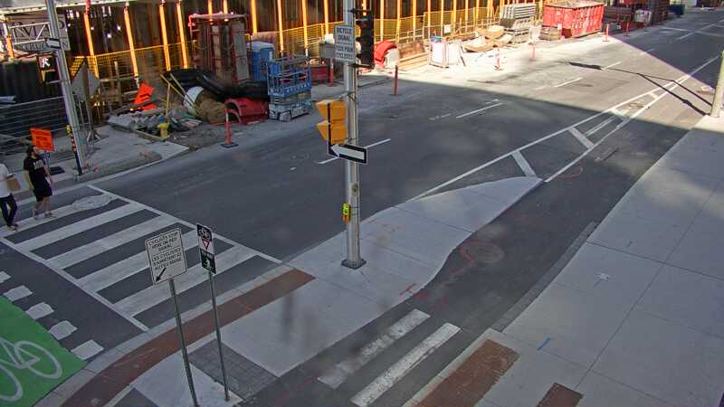 Traffic camera image at 2025-09-14 18:10:30