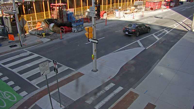 Traffic camera image at 2025-09-14 18:20:30