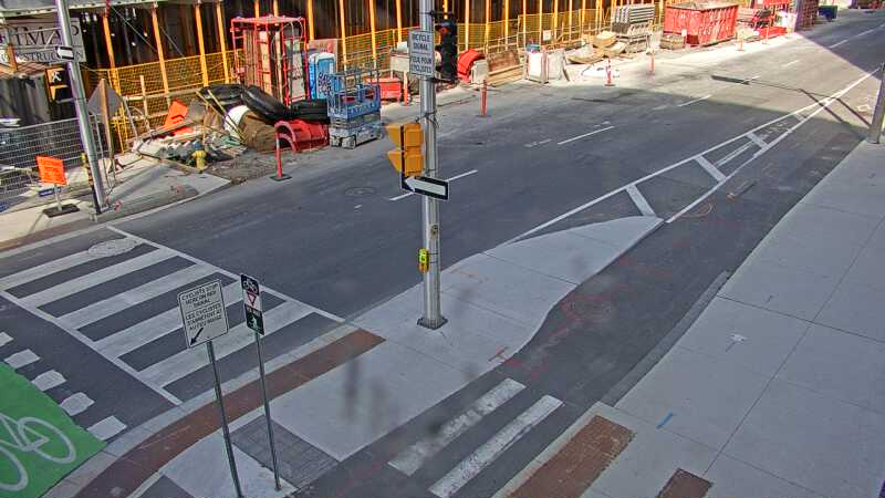 Traffic camera image at 2025-09-14 18:30:35