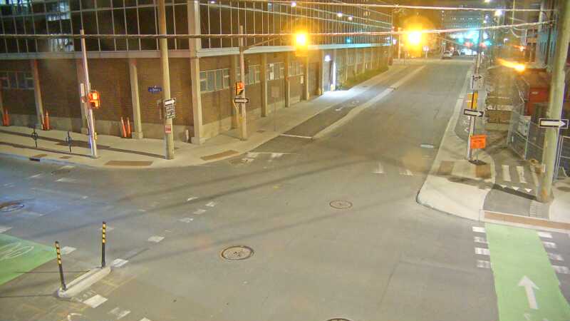 Traffic camera image at 2025-05-09 06:10:20