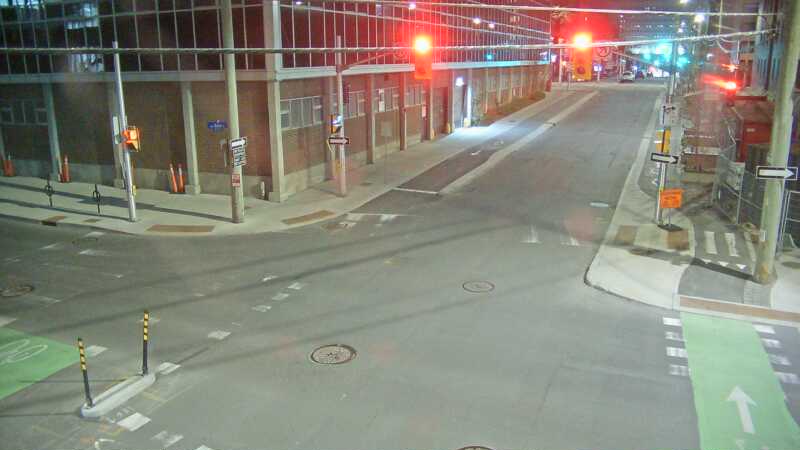 Traffic camera image at 2025-05-09 07:30:23