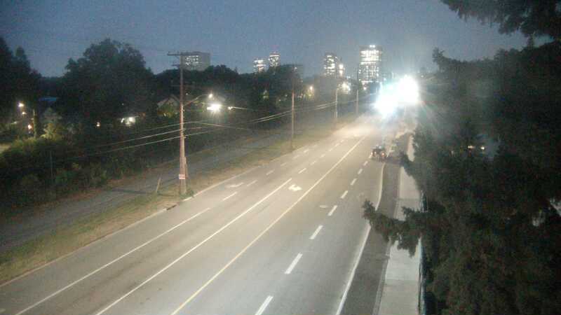 Traffic camera image at 2025-08-04 01:10:28