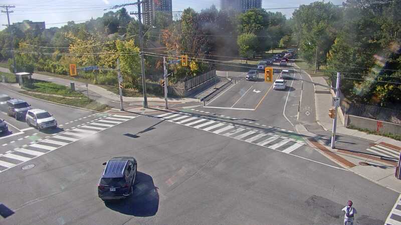 Traffic camera image at 2025-09-15 19:40:28