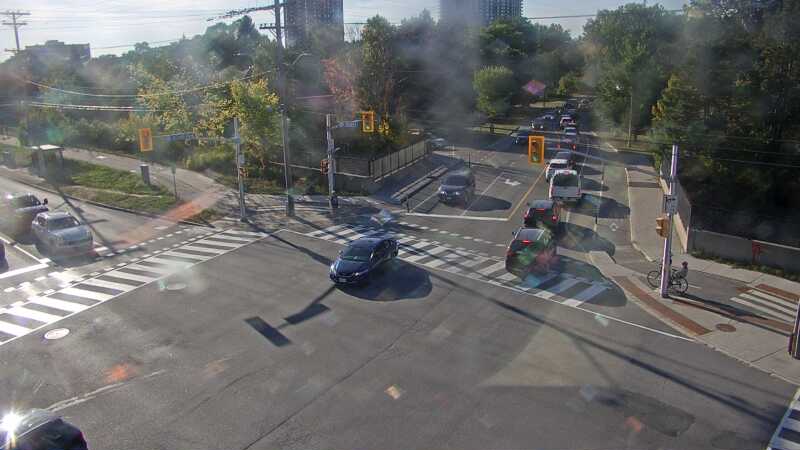 Traffic camera image at 2025-09-15 21:05:31