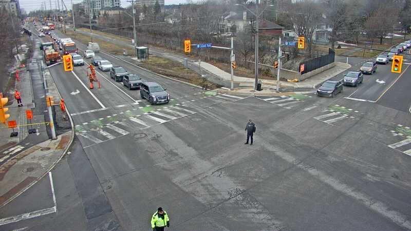 Traffic camera image at 2025-03-25 13:15:21