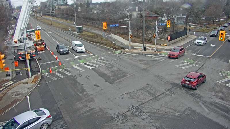 Traffic camera image at 2025-03-25 13:40:26