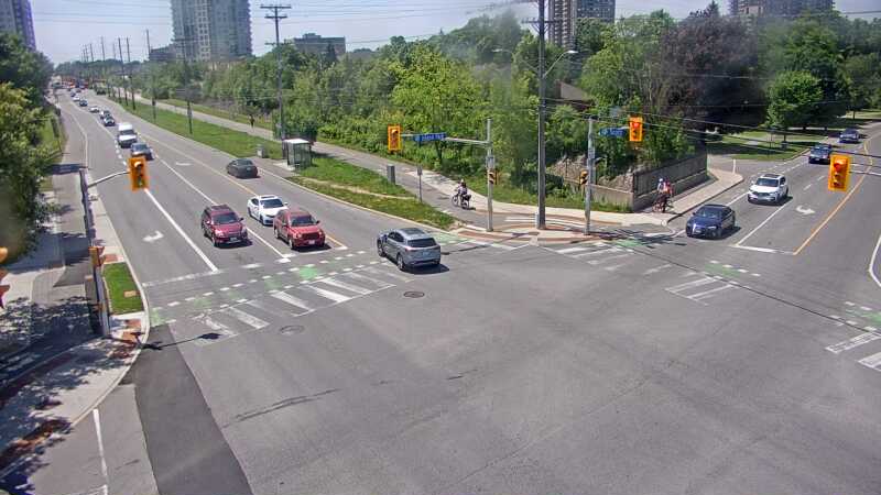 Traffic camera image at 2025-06-30 17:45:35