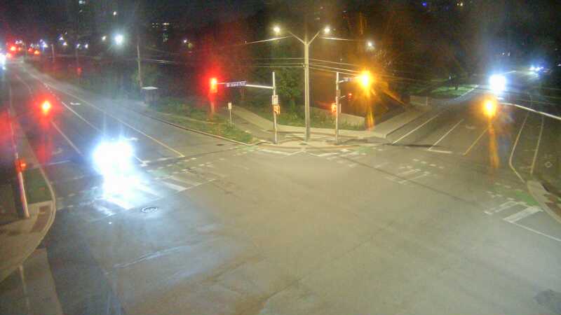 Traffic camera image at 2025-07-12 04:35:32