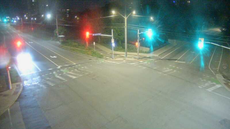 Traffic camera image at 2025-07-12 05:20:28