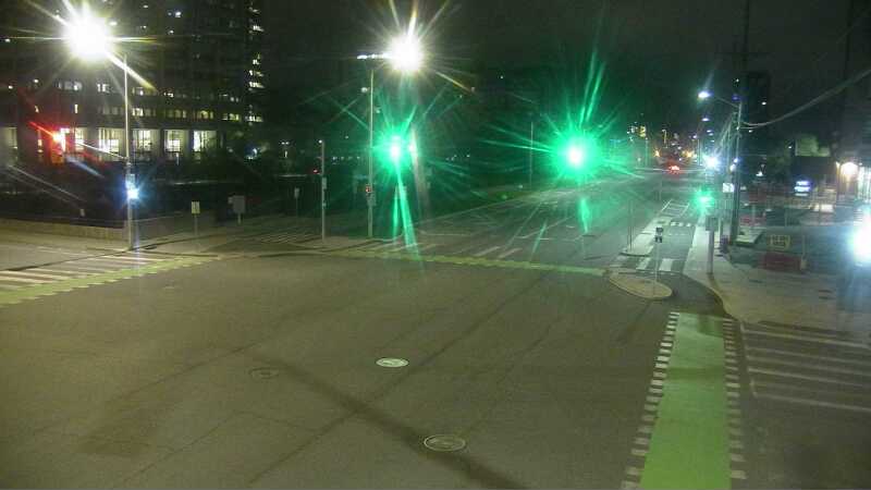Traffic camera image at 2025-05-09 08:15:28