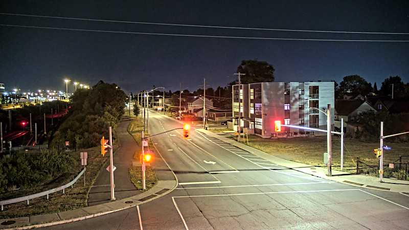 Traffic camera image at 2025-08-25 04:00:29