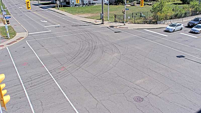 Traffic camera image at 2025-09-14 17:25:31