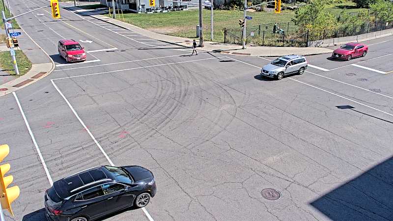 Traffic camera image at 2025-09-14 17:45:38