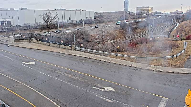 Traffic camera image at 2025-03-25 12:10:23