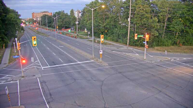 Traffic camera image at 2025-08-25 00:10:32